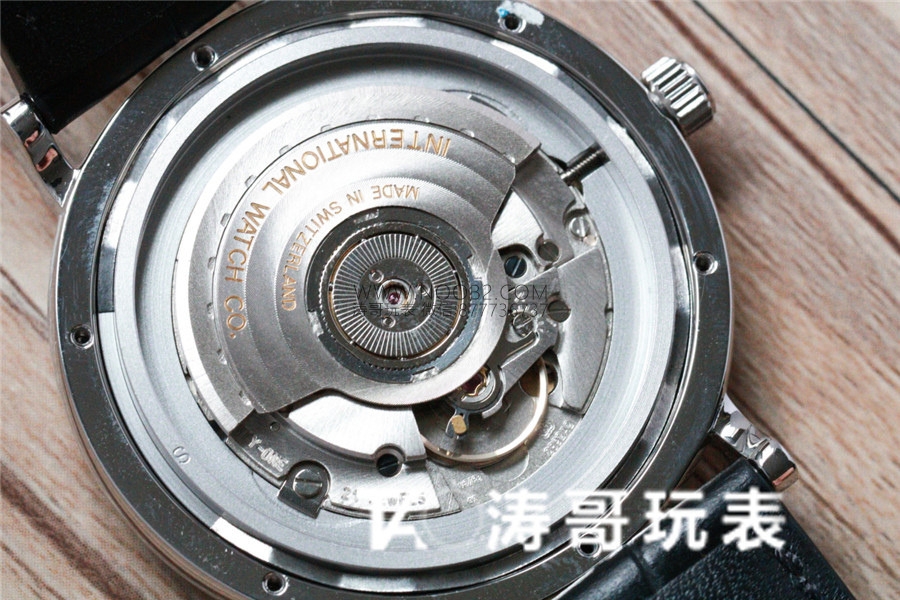 V7 Factory IWC Portofino 150. Yıl Orijinal İsviçre ETA2892 Mekanizmalı Replika Saat İncelemesi — 32. fotoğraf