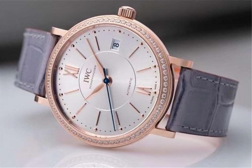 V7 Factory IWC Portofino 37 mm kadın kol saati orijinal karşılaştırma incelemesi — 16. fotoğraf