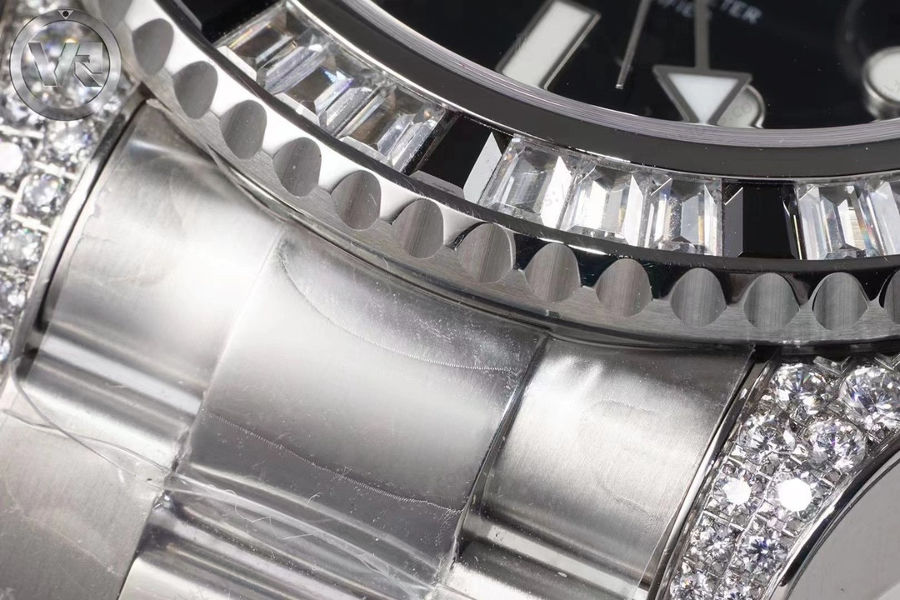 VR Factory Rolex GMT-Master II serisi 116759 SANR-74769 Bril saat incelemesi — 12. fotoğraf