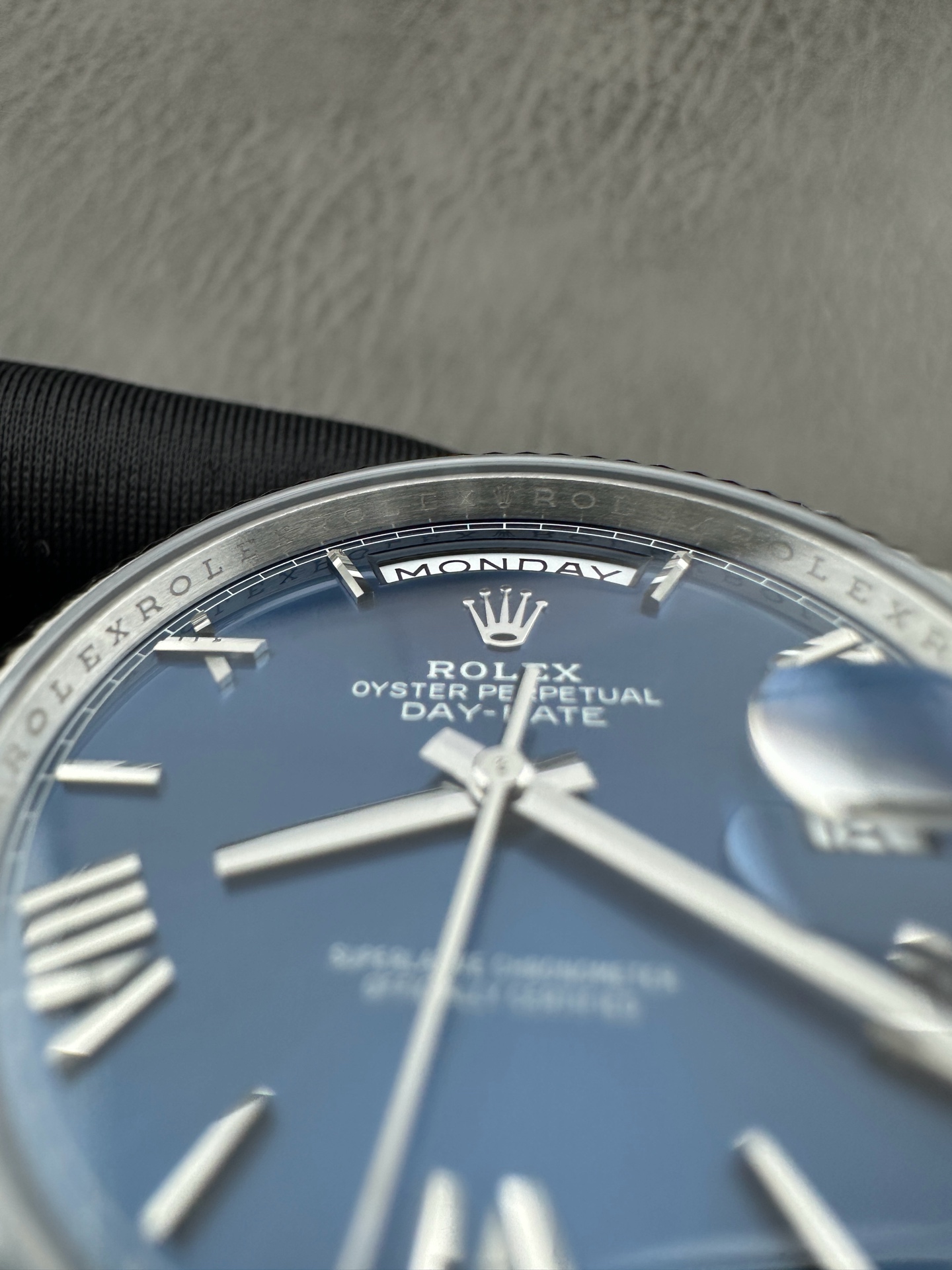 VS Factory 2025 amiral gemisi çalışması | Rolex Day-Date replika zirve sürümü, sınıfının üstünde sert bir güç — 46. fotoğraf