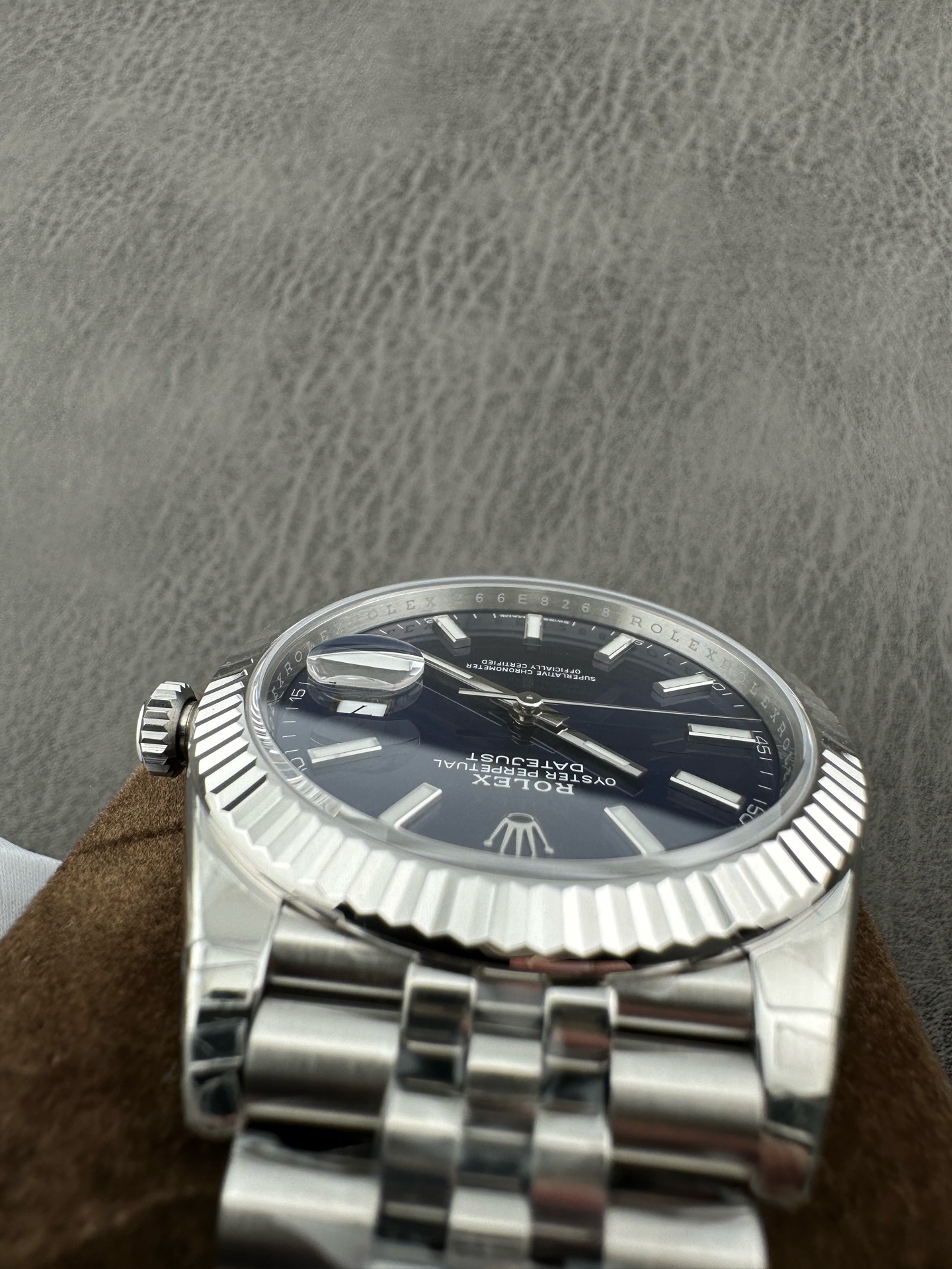 VS Factory 2025 kesinlikle öneriyor: VS'in titizlikle geliştirdiği profesyonel kol saati, piyasadaki en üst versiyon. Rolex Datejust 41 MM serisi! Üstün kalite, klasiğe saygı! — 6. fotoğraf