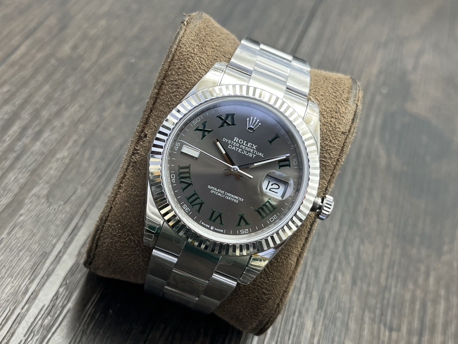 VS Factory 2025 önerisi: VS'in titizlikle geliştirdiği profesyonel kol saati. Piyasadaki en üst versiyon, Rolex Datejust 41 mm serisi! Klasiğe saygı duruşu niteliğinde üst düzey bir model. — 2. fotoğraf