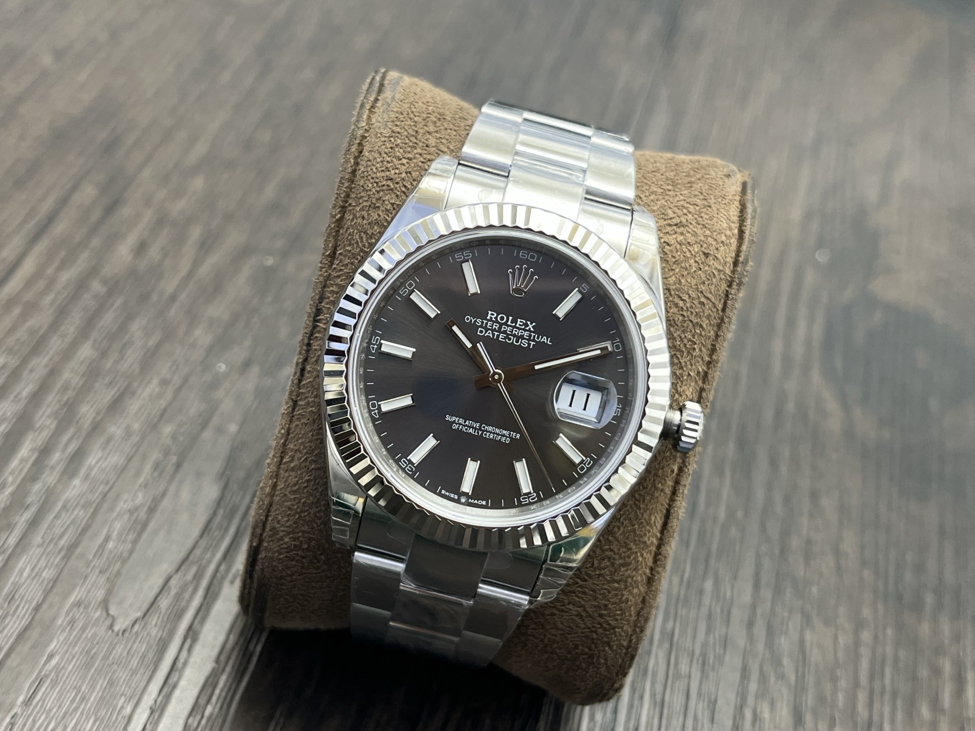 VS Factory 2025 önerisi: VS'in titizlikle geliştirdiği profesyonel kol saati. Piyasadaki en üst versiyon, Rolex Datejust 41 mm serisi! Klasiğe saygı duruşu niteliğinde üst düzey bir model. — 21. fotoğraf