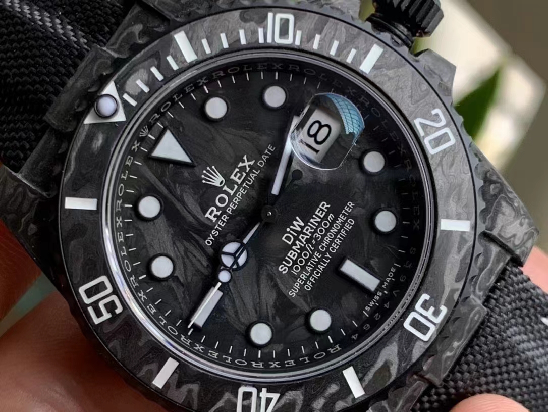 Rolex Submariner Dövme Karbon Kadran