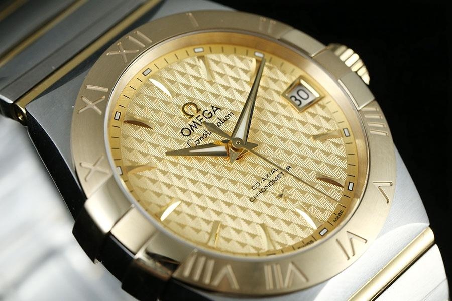 VS Factory Omega Constellation Serisi Baklava Desenli Şampanya Renkli Replika Saat - 123.20.38.21.08.002 — 3. fotoğraf