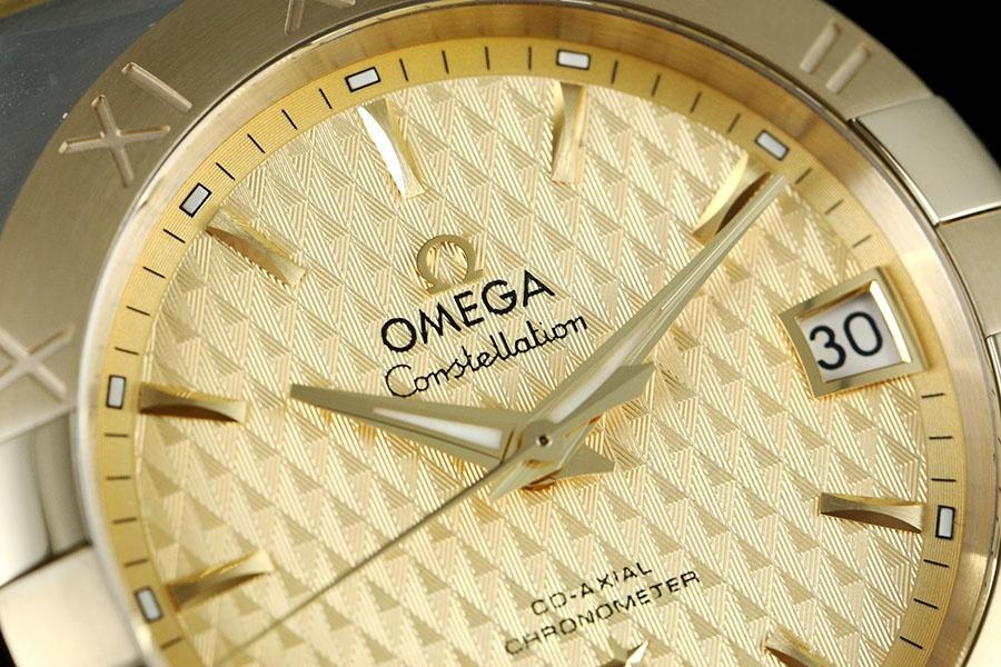 VS Factory Omega Constellation Serisi Baklava Desenli Şampanya Renkli Replika Saat - 123.20.38.21.08.002 — 5. fotoğraf