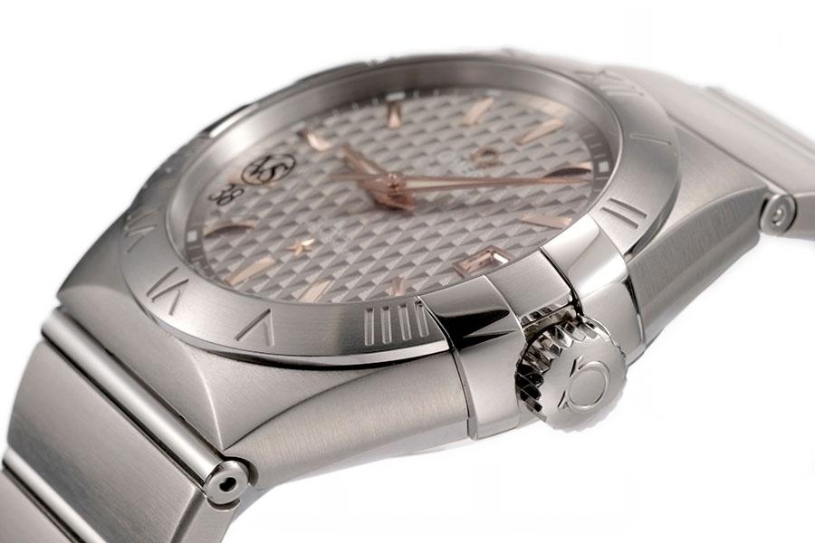 VS Factory Omega Constellation Serisi Gri Baklava Desenli Kadranlı Replika Kol Saati - 123.10.38.21.06.002 — 6. fotoğraf