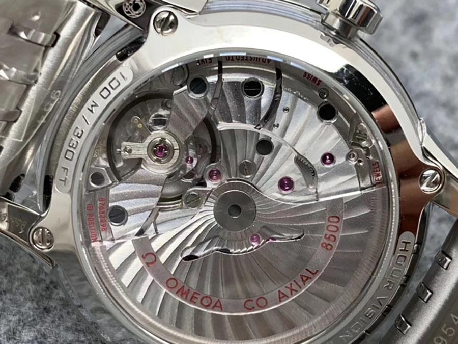 VS Factory Omega De Ville [Parlak Beyaz] 8500 replika saat - VS saat — 4. fotoğraf