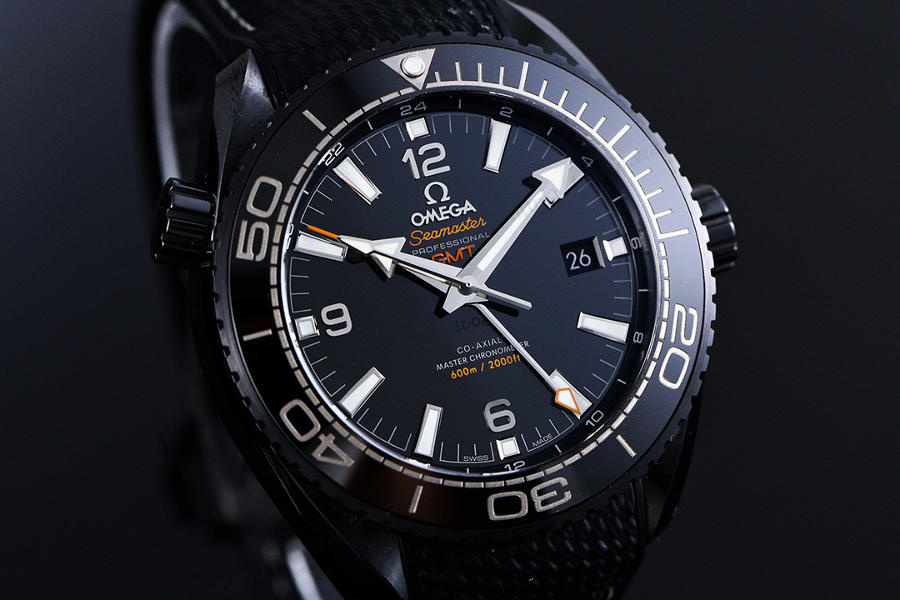 VS Factory Omega Planet Ocean 600M serisi Deep Black saat incelemesi — 3. fotoğraf