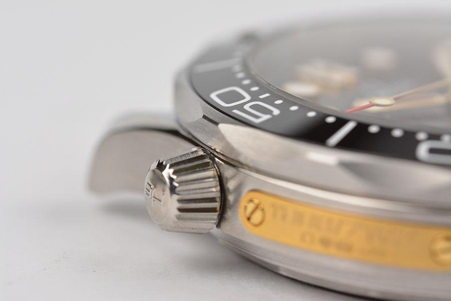 VS Factory Omega Replika Saat Piyasa Versiyonlarıyla Karşılaştırma - Seamaster 300 James Bond Limitli Sürüm — 12. fotoğraf