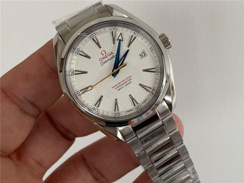 VS Factory Omega Seamaster 150 Aqua Terra "Golden Hands" saat incelemesi — 5. fotoğraf