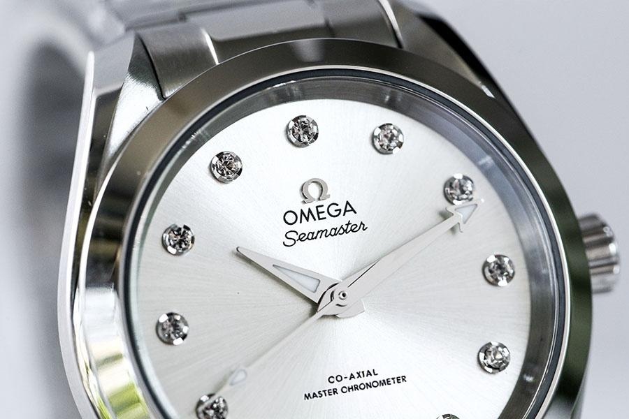 VS Factory Omega Seamaster 150m güneş desenli beyaz replika saat - 34 mm model — 3. fotoğraf