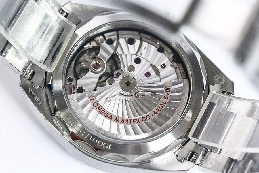 VS Factory Omega Seamaster 150M teak açık mavi kadran, mavi akrep ve yelkovan modeli replika kol saati - VS saat — 8. fotoğraf