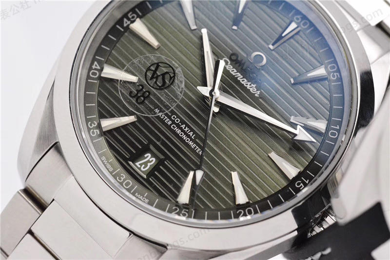 VS Factory Omega Seamaster 150m Tik Ağacı Yeşil Kadranlı Saat İncelemesi — 3. fotoğraf