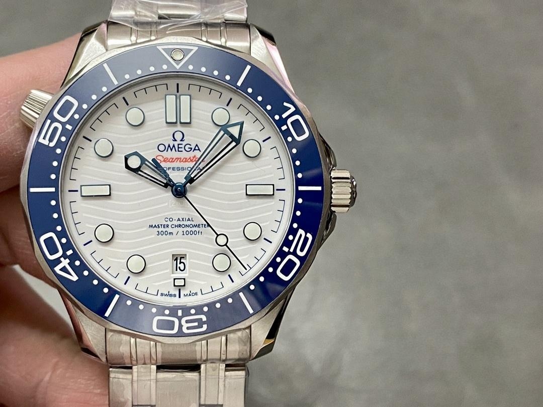 VS Factory Omega Seamaster 300 Olimpiyat Özel Sürümü ilk bakışta sahte anlaşılır mı? — 1. fotoğraf