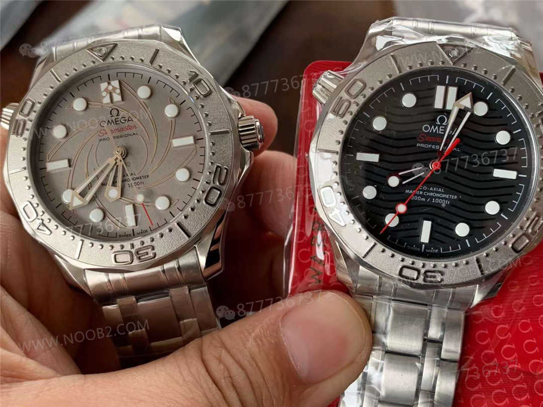 VS Factory Omega Seamaster 300M 007 beyaz altın modelin işçiliği nasıl? — 2. fotoğraf