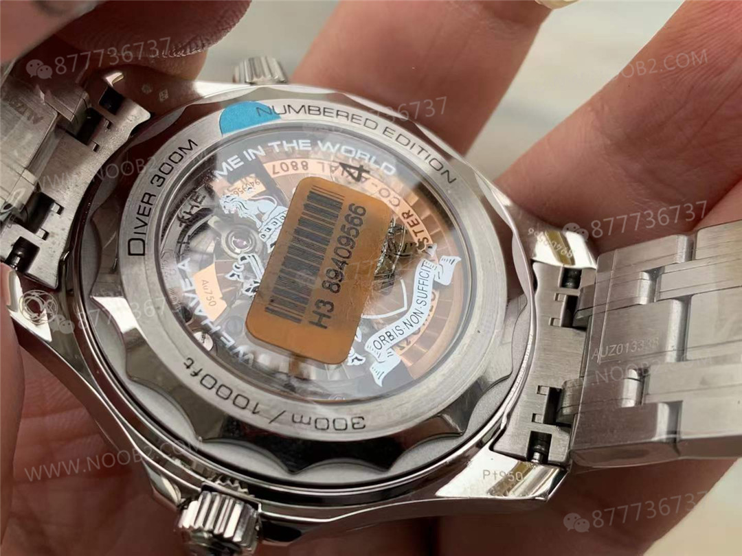 VS Factory Omega Seamaster 300M 007 beyaz altın modelin işçiliği nasıl? — 9. fotoğraf
