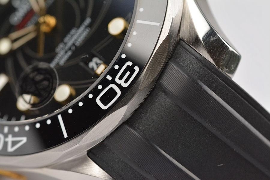 VS Factory Omega Seamaster 300M «007 Limited Edition» Replika Saat - 210.22.42.20.01.003 — 5. fotoğraf