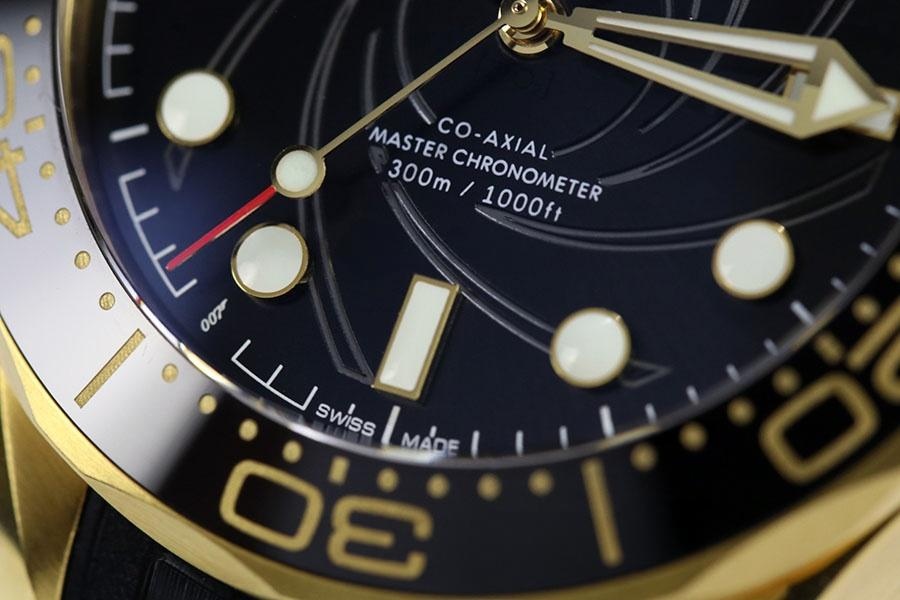 VS Factory Omega Seamaster 300M «007 Limited Edition» Replika Saat - 210.62.42.20.01.001 — 4. fotoğraf