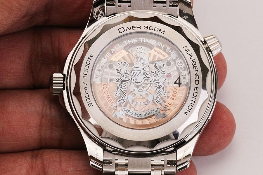 VS Factory Omega Seamaster 300M «007 Serisi» Replika Kol Saati - James Bond Sınırlı Üretim — 7. fotoğraf