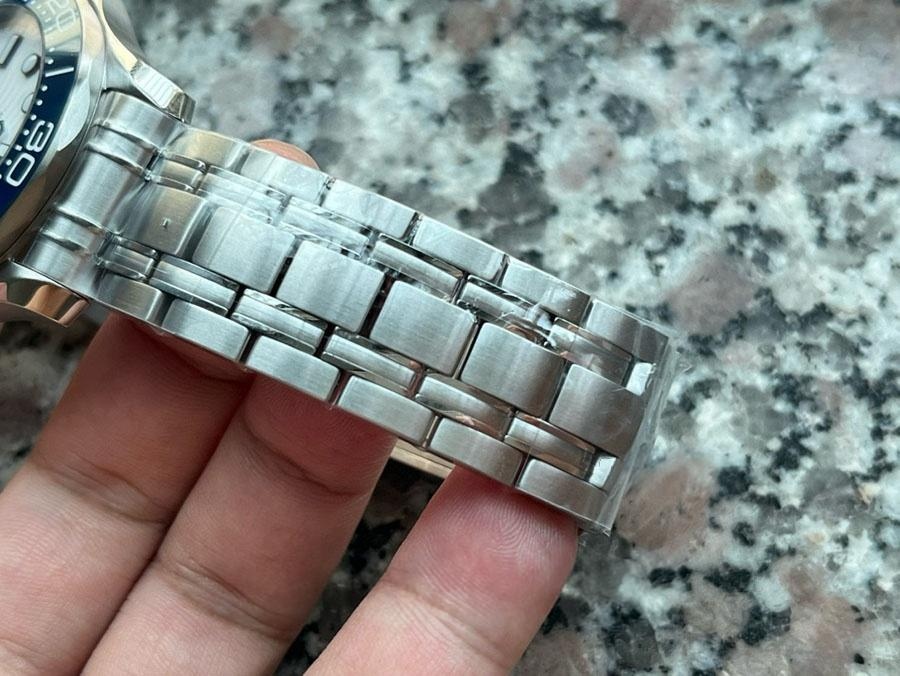 VS Factory Omega Seamaster 300M America's Cup replika kol saati - VS Watches resmi mağazası — 5. fotoğraf