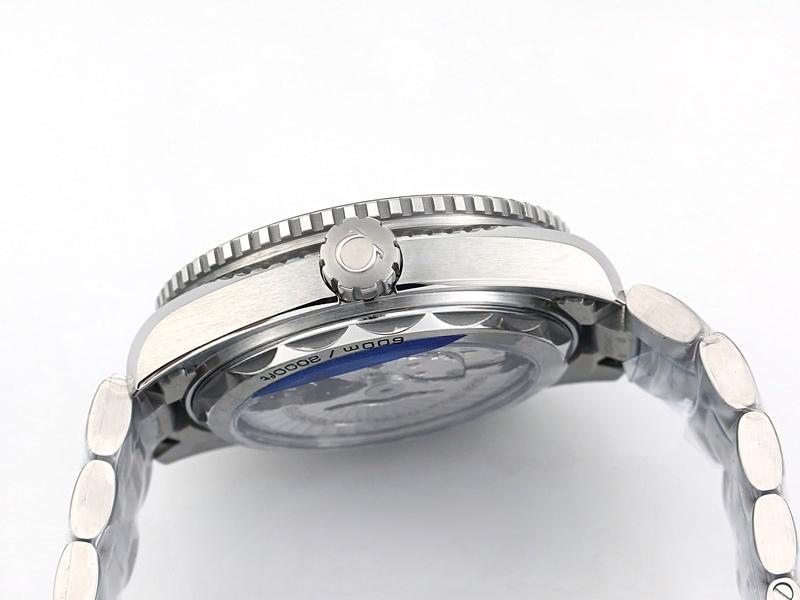 VS Factory Omega Seamaster 600M Çeyrek Turuncu replika saat-VS saat — 6. fotoğraf