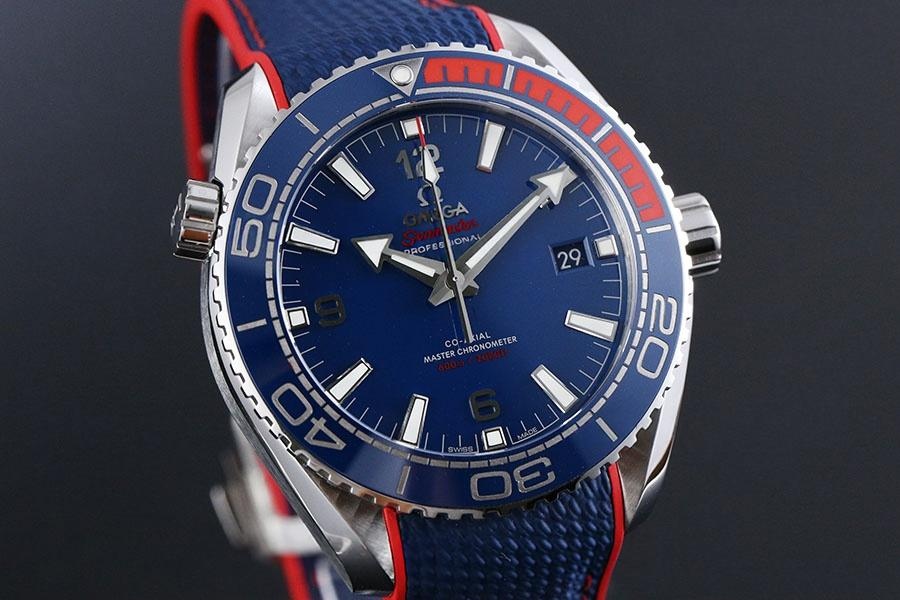 VS Factory Omega Seamaster 600M «Cola Bezel» Pyeongchang Olimpiyat replika kol saati - 522.32.44.21.03.001 — 2. fotoğraf