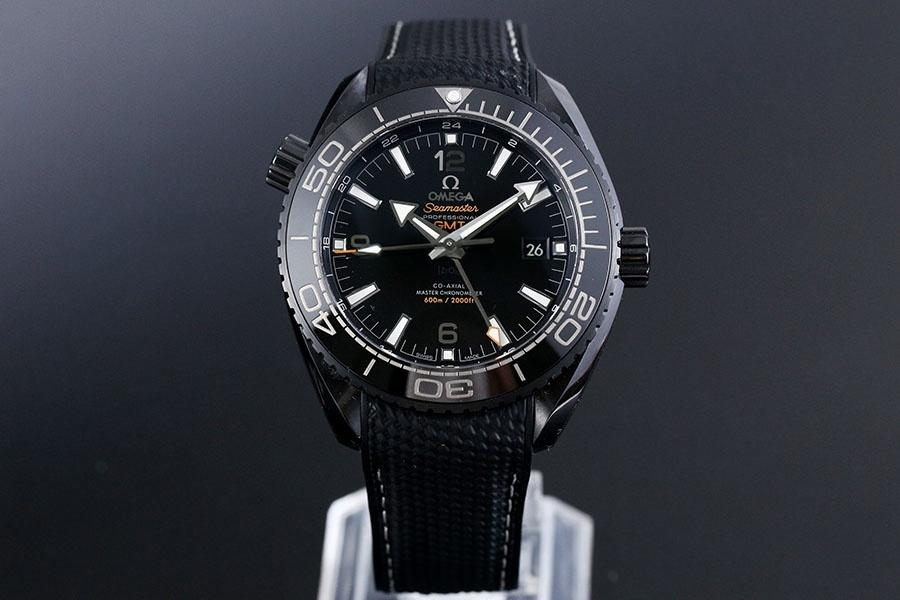 VS Factory Omega Seamaster 600m «Deep Black» replika kol saati - 215.92.46.22.01.001 — 1. fotoğraf
