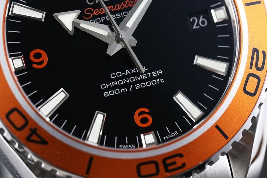 VS Factory Omega Seamaster 600m «Turuncu Bezel» Replika Saat - 45,5 mm — 4. fotoğraf
