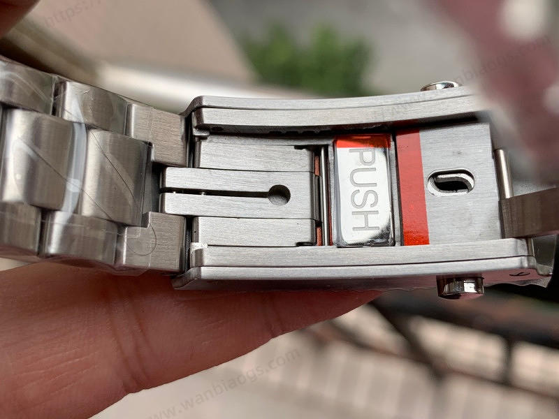 VS Factory Omega Seamaster Planet Ocean Çeyrek Turuncu Saat İncelemesi — 7. fotoğraf