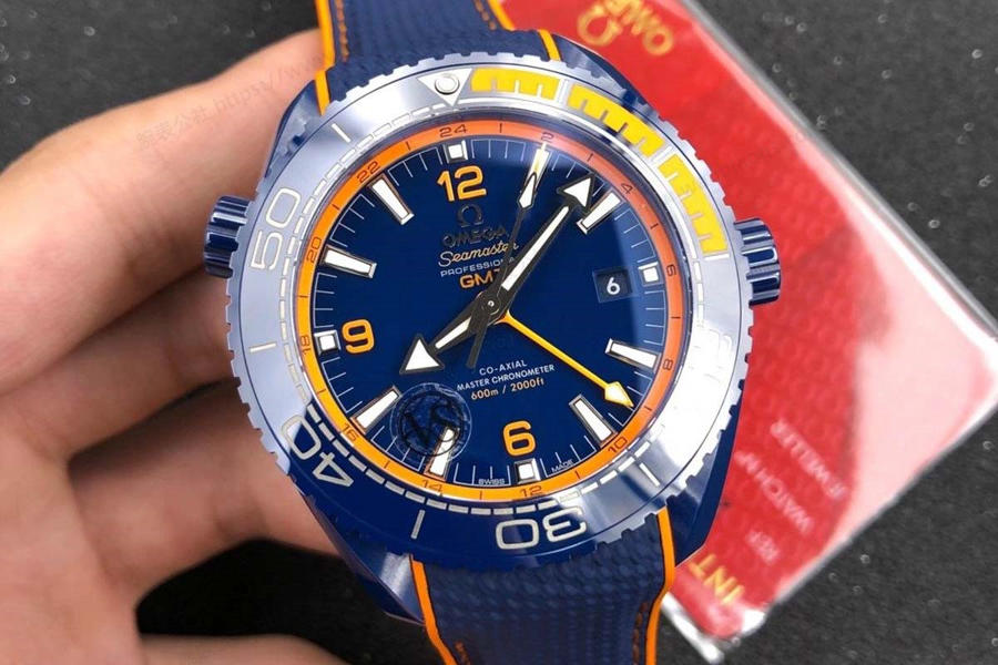 VS Factory Omega Seamaster Planet Ocean Deniz Mavisi kol saati incelemesi — 2. fotoğraf