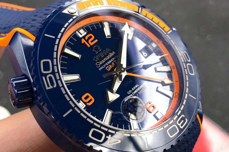 VS Factory Omega Seamaster Planet Ocean Deniz Mavisi kol saati incelemesi — 3. fotoğraf
