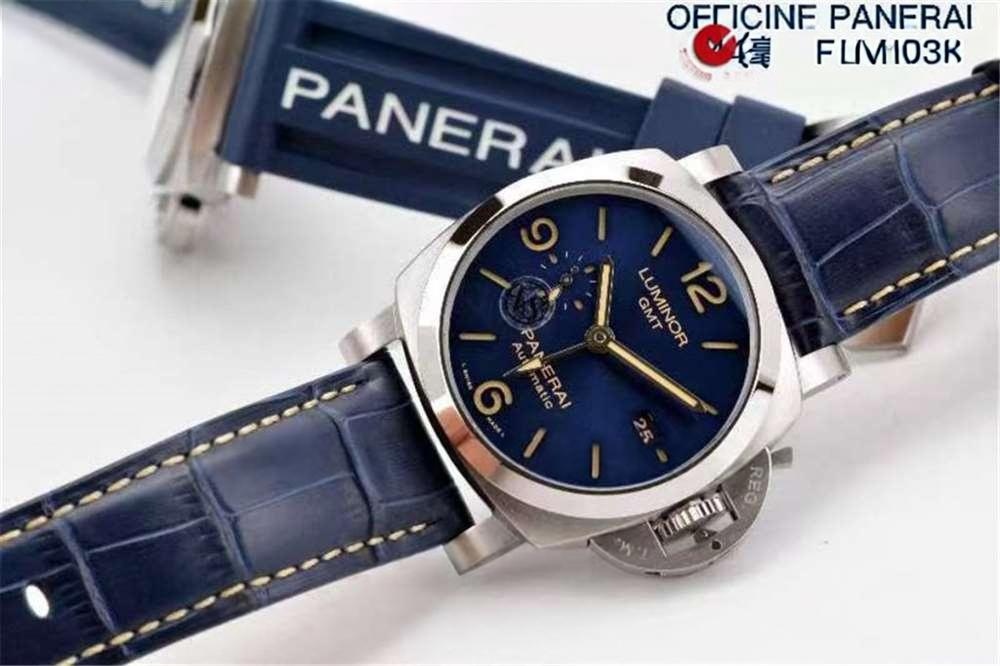 VS Factory Panerai 1033 «GMT» 44 MM Çarpıcı Mavi Kadran İncelemesi — 5. fotoğraf