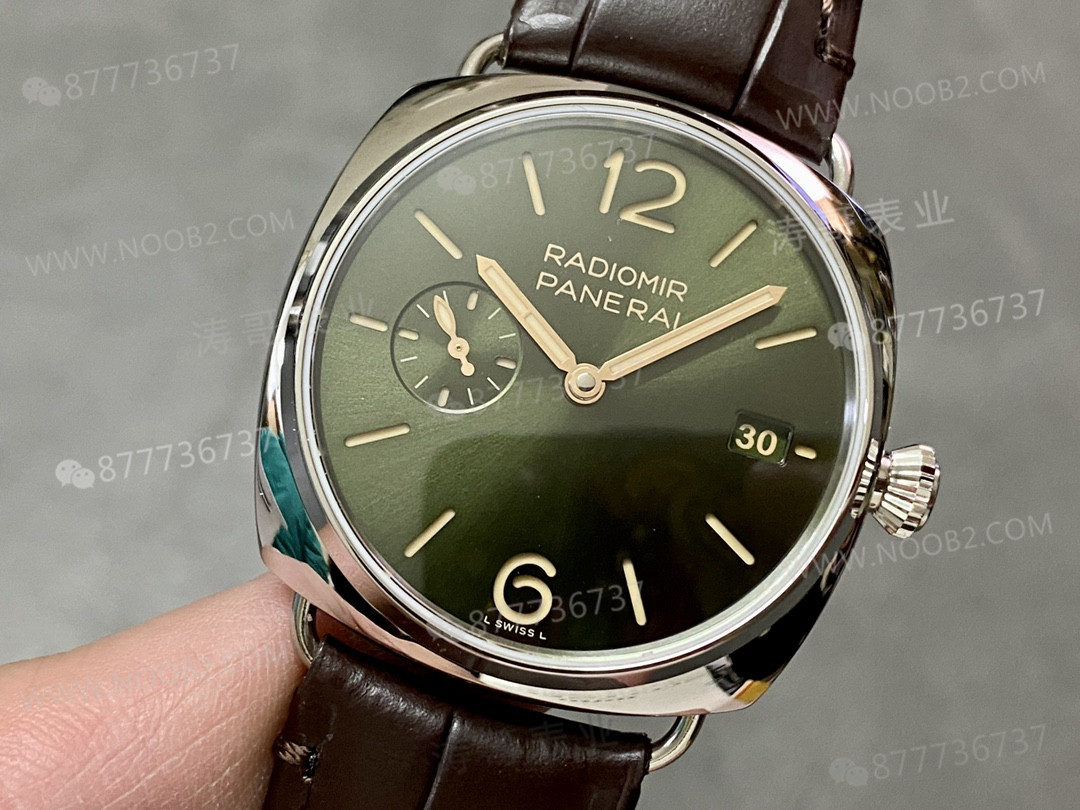 VS Factory Panerai 1386, 1294, 1292: P900 mekanizmalı, köprüsüz 40 mm kasa işçilik incelemesi — 5. fotoğraf