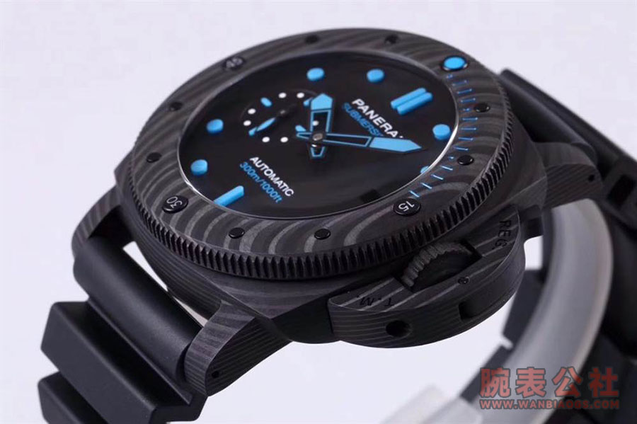VS Factory Panerai karbon fiber 1616 replika saat nasıl? — 4. fotoğraf