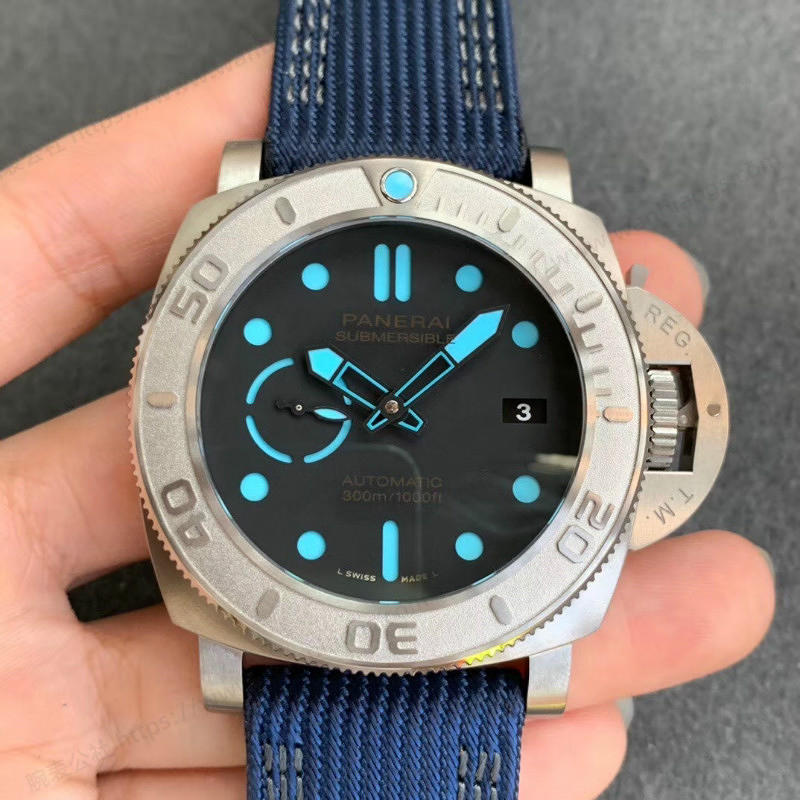 VS Factory Panerai Submersible serisi PAM00985 saat incelemesi — 3. fotoğraf