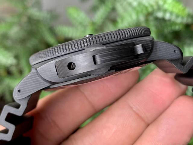 VS Factory Panerai Submersible serisi PAM1039 karbon fiber kol saati incelemesi — 5. fotoğraf
