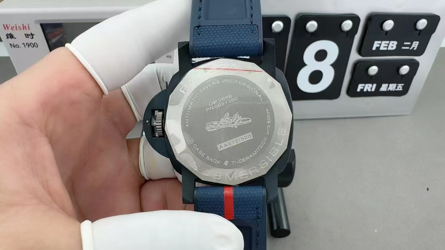 PAM 1543 Arka