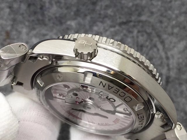 VS Factory Replika Omega Planet Ocean 600m Turuncu, Super Clone 8500 Mekanizmalı, Ücretsiz Turuncu Kauçuk Kayış Hediyeli — 11. fotoğraf