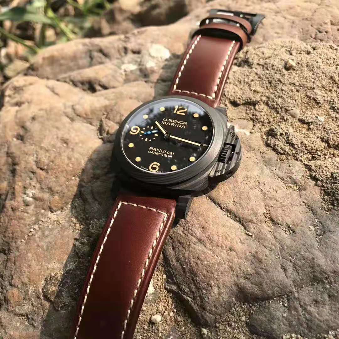 VS Factory Replika Panerai PAM 661 Luminor Carbotech Super Clone P.9010 Mekanizmalı Saat — 3. fotoğraf