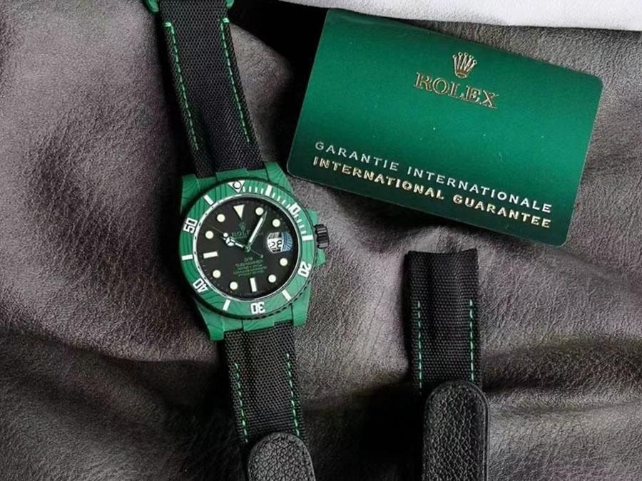 VS Factory Rolex DIW tam yeşil karbon fiber replika kol saati - VS saat — 1. fotoğraf