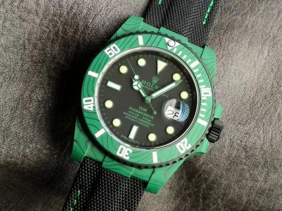 VS Factory Rolex DIW tam yeşil karbon fiber replika kol saati - VS saat — 4. fotoğraf