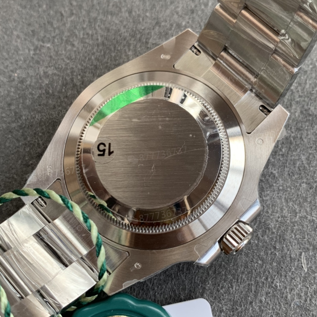 VS Factory Rolex Mavi Submariner 41 mm C Bezel 3235 Mekanizma 126619LB İncelemesi — 11. fotoğraf