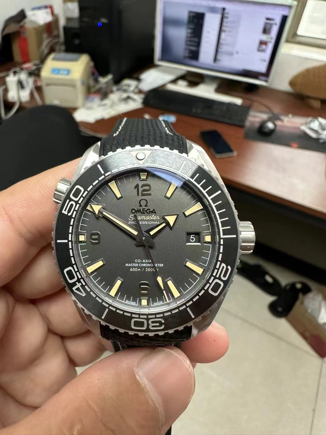 Replika Omega Planet Ocean 600m Seramik Gri