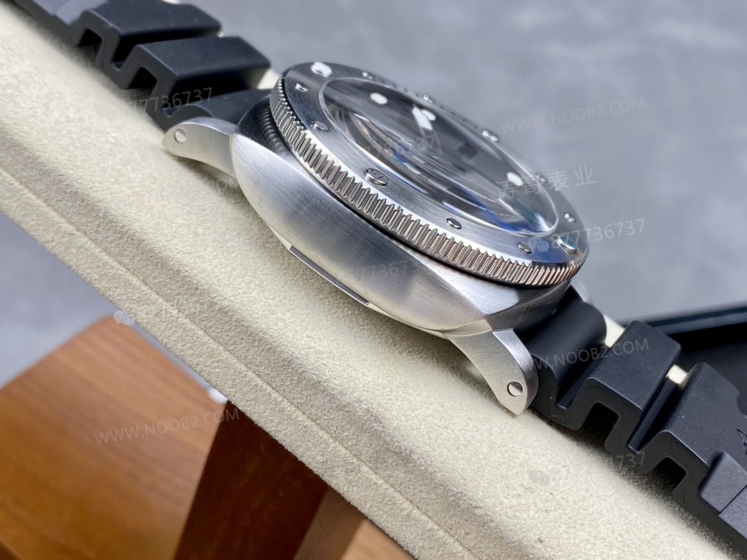 VS Factory(SBF)Panerai Submersible 1229 P900 mekanizmalı: gerçeğe benzerliği nasıl? — 5. fotoğraf