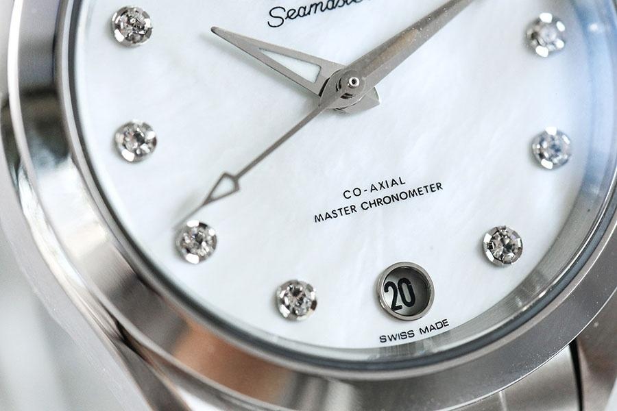 VS Omega Seamaster 150 metre inci beyazı sedef replika saat - 34 mm — 4. fotoğraf