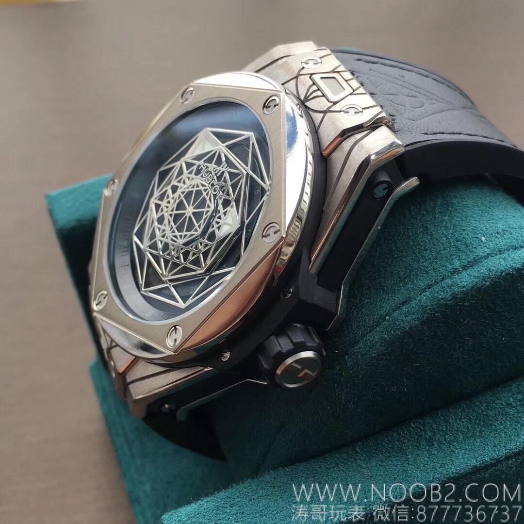WWF Factory Hublot Big Bang Sang Bleu Tattoo İncelemesi: Sektördeki ilk gerçek titanyum SangBleu saati — 15. fotoğraf