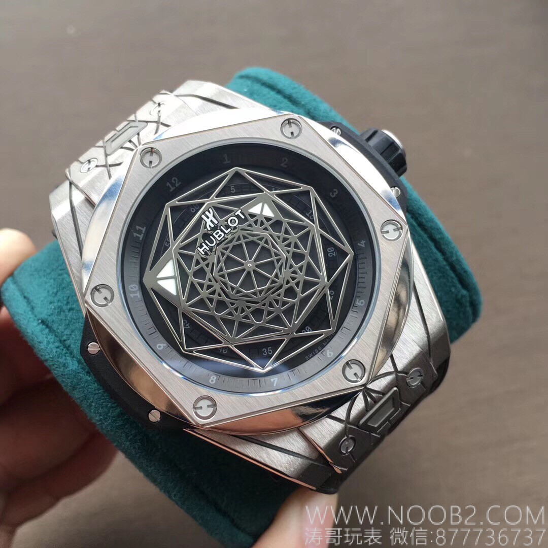 WWF Factory Hublot Big Bang Sang Bleu Tattoo İncelemesi: Sektördeki ilk gerçek titanyum SangBleu saati — 21. fotoğraf