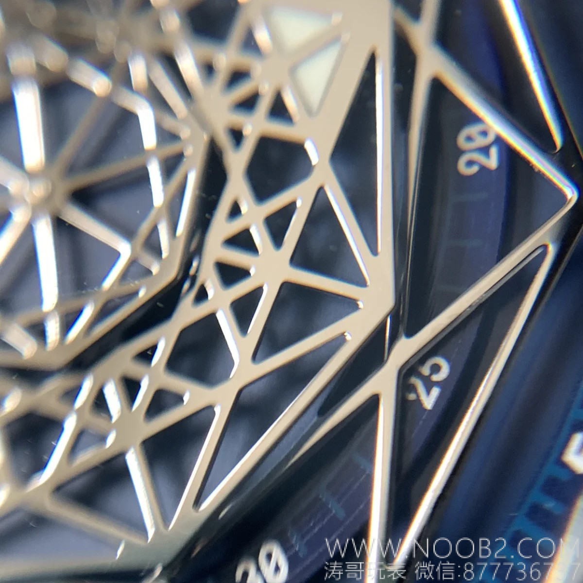 WWF Factory Hublot Big Bang Sang Bleu Tattoo İncelemesi: Sektördeki ilk gerçek titanyum SangBleu saati — 34. fotoğraf