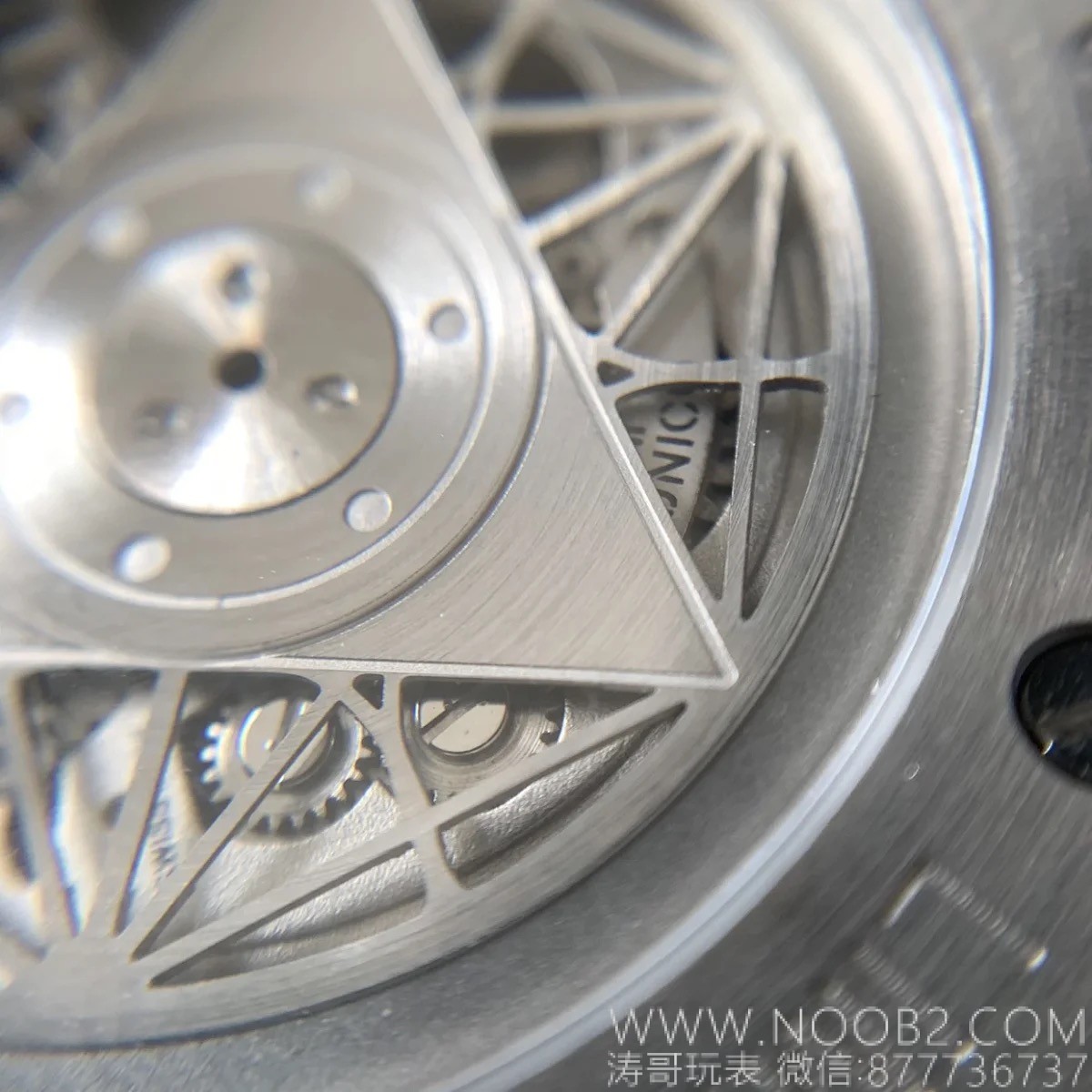 WWF Factory Hublot Big Bang Sang Bleu Tattoo İncelemesi: Sektördeki ilk gerçek titanyum SangBleu saati — 39. fotoğraf